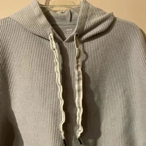 Aerie Women’s Small Ribbed Hoodie - Picture 2 of 9